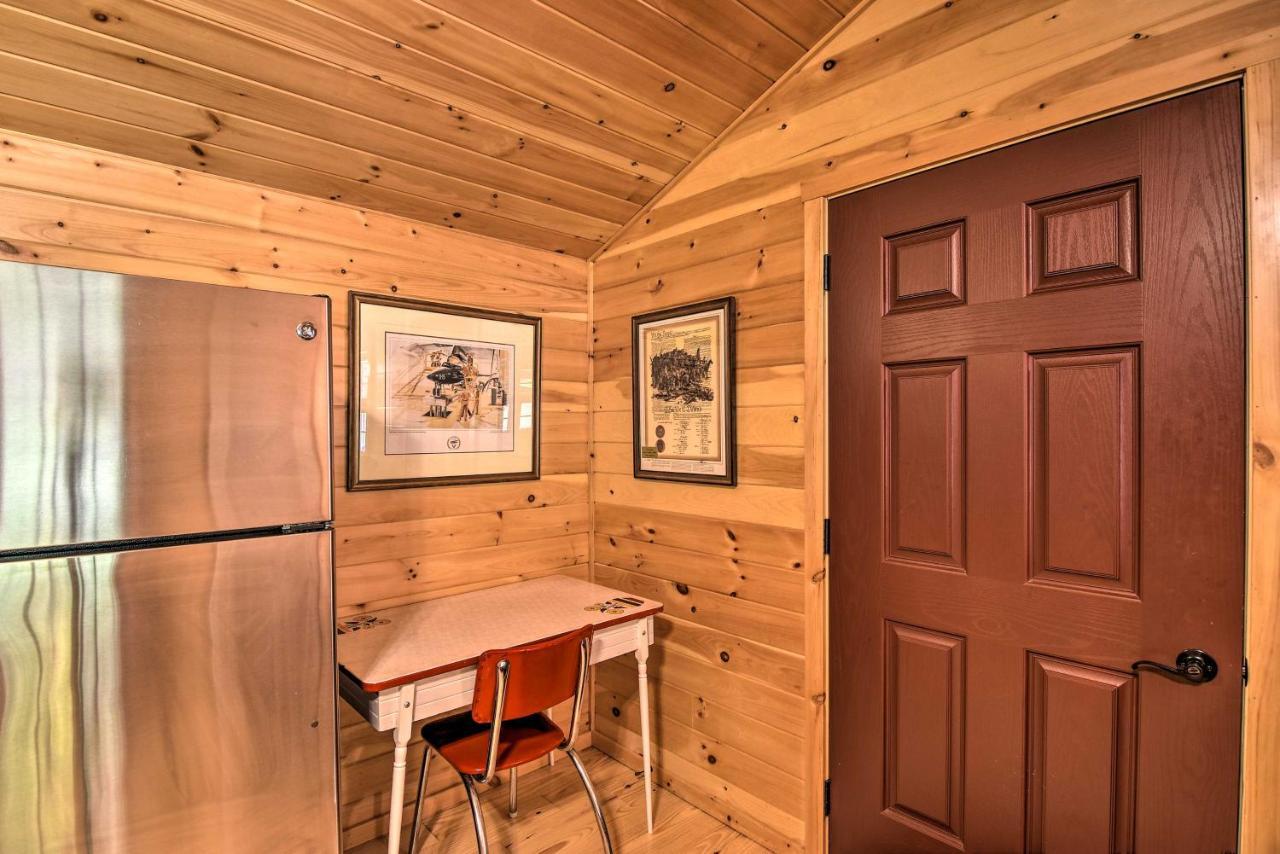 Pet-Friendly Cabin With Fire Pit And River Access! Parsons Ngoại thất bức ảnh