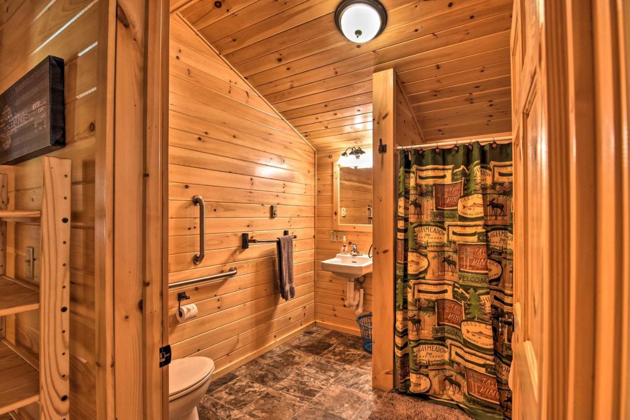 Pet-Friendly Cabin With Fire Pit And River Access! Parsons Ngoại thất bức ảnh